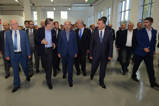 Bakan Müezzinoğlu: Hainleri devlet kadrolarından tasfiye edeceğiz