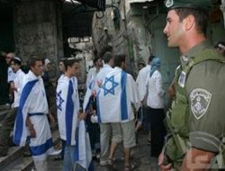 Gazze`yi Bırakın Batı Yaka`yı Düşünün!