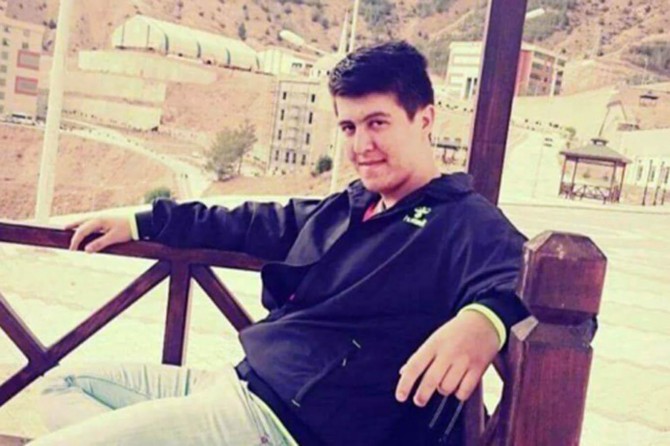 Kalp krizi geçiren Gümüşhane Üniversitesi öğrencisi hayatını kaybetti