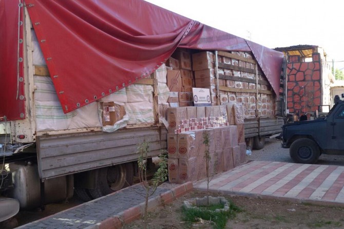 Ağrı Doğubayazıt'ta 500 bin paket kaçak sigara ele geçirildi
