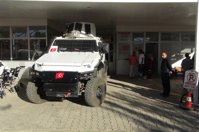 Silvan'da okul müdürü silahlı kişiler tarafından kaçırılmak istendi