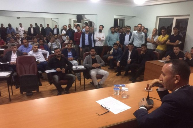 Müteahhitler belediye meclisinde imar sorunlarını dile getirdi