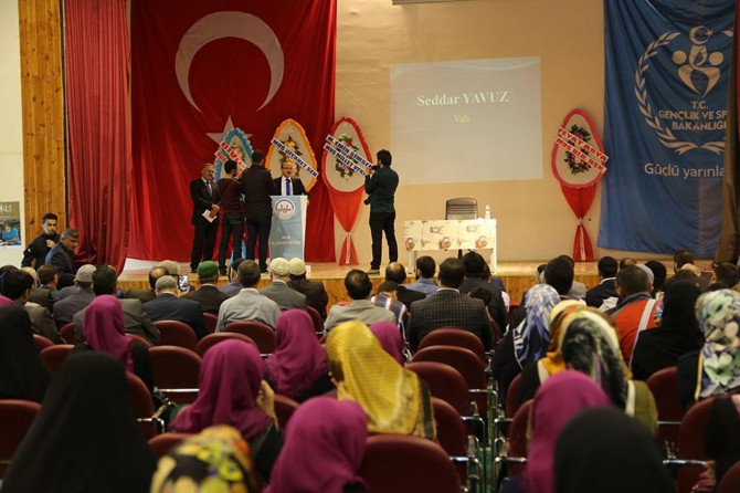 Muş’ta camiler ve din görevlileri haftası programı düzenlendi