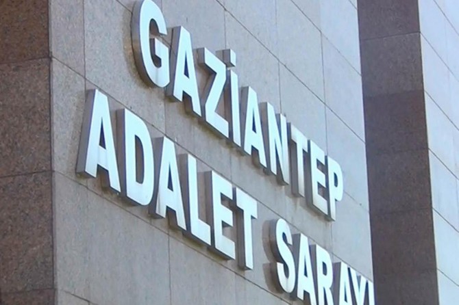 'ByLock' kullandığı iddia edilen 25 öğretmen tutuklandı