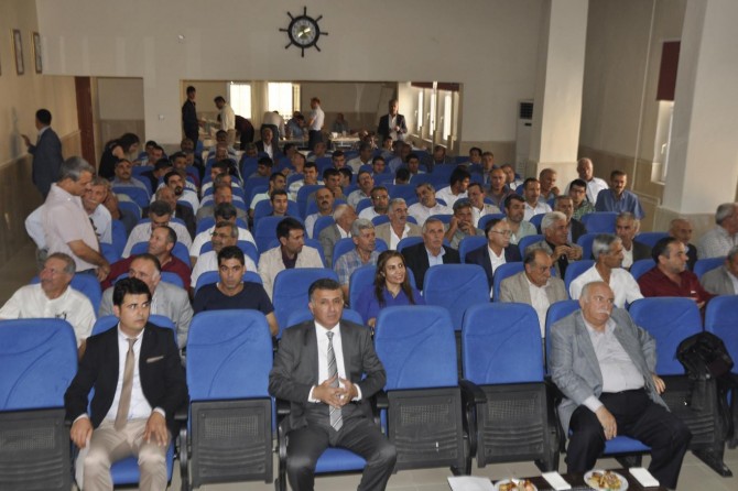 Kızıltepe'de çiftçilere gübreleme ve sulama eğitimi verildi