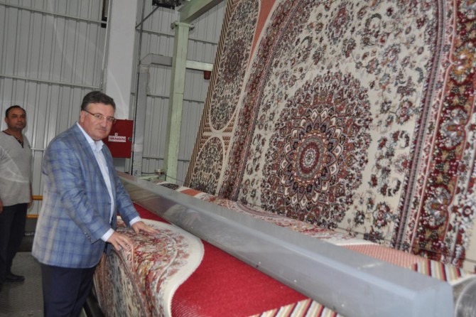 Dünyanın halısını Gaziantep üretiyor