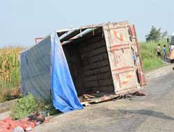 Tarsus'ta Trafik Kazası 2 Ölü, 14 Yaralı