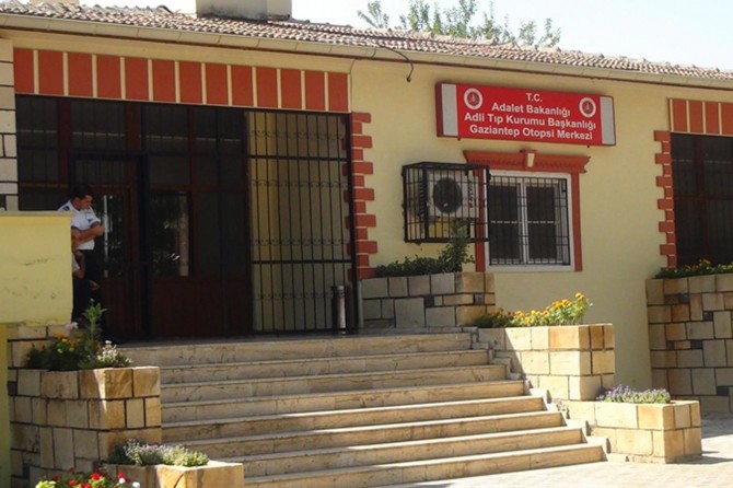 Gaziantep’te 6'ncı kattan düşen genç hayatını kaybetti