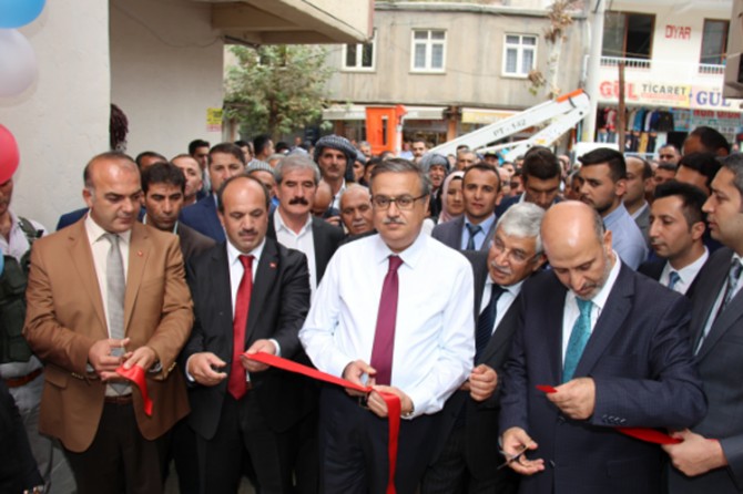 Şırnak Valisi Uludere'de açılışlara katıldı