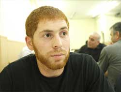 6 Yıldır Ailesinden Uzak İftarlıyor