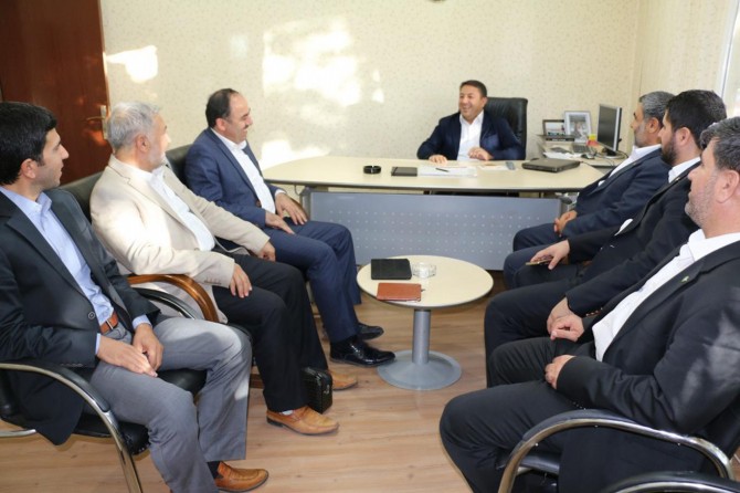 HÜDA PAR’dan Urfa’daki medya kuruluşlarına ziyaret
