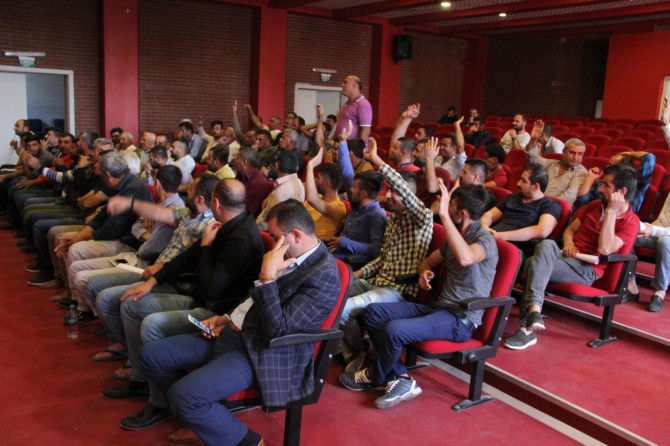 Silopi'de okul servis şoförlerine seminer verildi