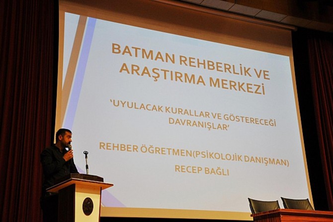 Batman’da servisi şoförlerine eğitim semineri verildi