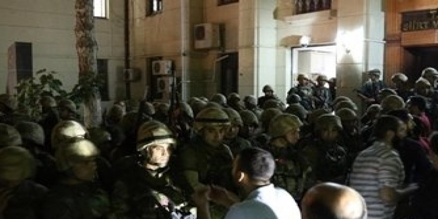 Siirt'te FETÖ'den tutuklu 98 asker tahliye edildi