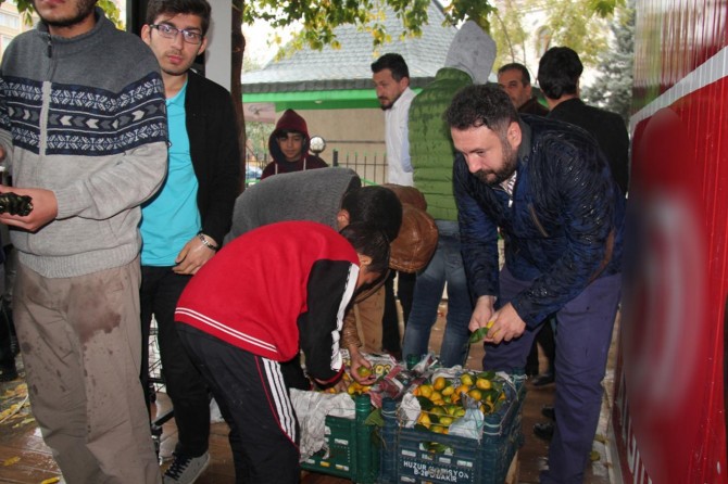 Diyarbakırlı esnaftan örnek davranış