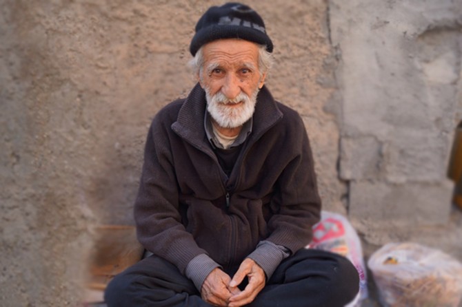 Başlarını sokabilecek bir ev istiyorlar