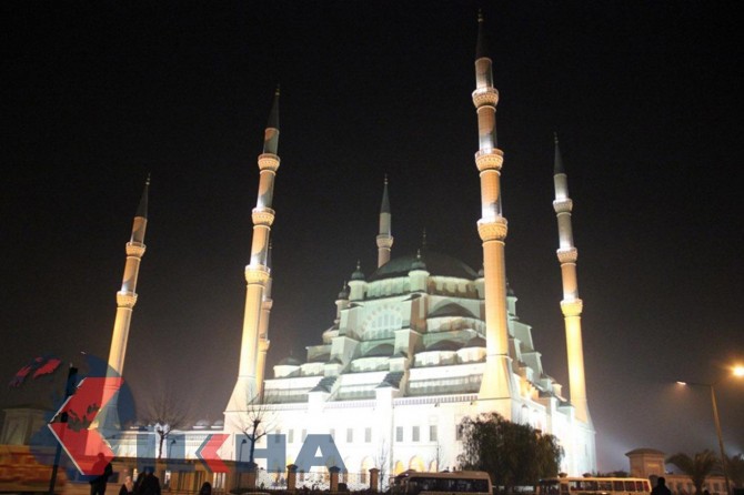 Li Fransayê 4 mizgeft hatin girtin