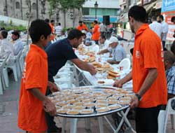 Umut Der'den Açık Alanda 2. iftar