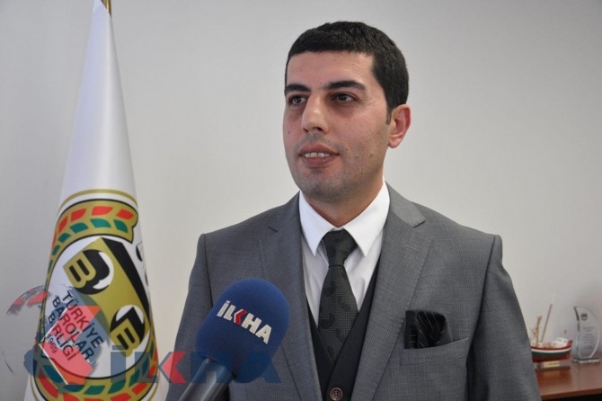 Şidet amûra lêgerîna mafan nîne