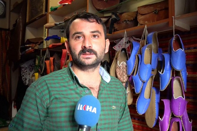 Üniversite mezunu yemenicilik yaparak geçimini sağlıyor