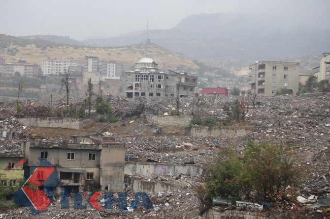 Li Şernexê qedexeya derketina derve qismen hat rakirin
