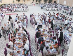 Mustazaflar Cemiyeti İftarda Halkla Bir Araya Geldi