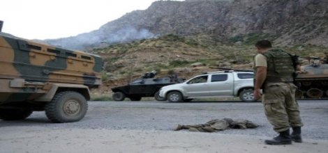 4 Karakola Yönelik Eş Zamanlı Saldırıda 8 asker hayatın kaybetti.