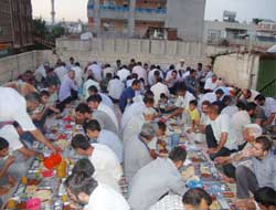 Kahta Çağrı-Der'den İftar Yemeği