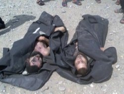 Ruslar, Çeçen Şehidlerin Cesetlerini Parçalıyor