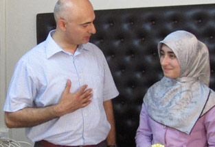 `Amine` Di Mektaba Xwe de Bu Yekemin