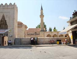 Yaşayan Tarih "Yağ Camii"