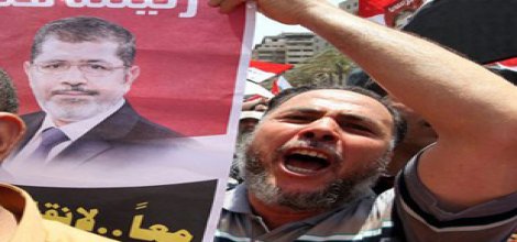 Mısırlılardan generallerin gidişine kutlama