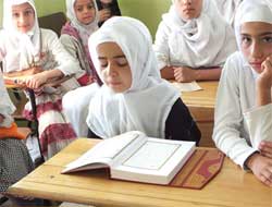 Kur'an Bülbülleri Ödüllendirildi