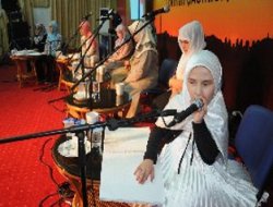 Parmak Uçlarıyla Kur`an Okudular