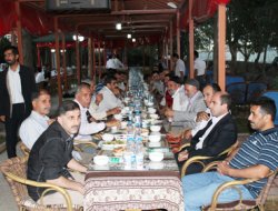 Merhamet Eli Gıda Bankası İftar Yemeği Verdi