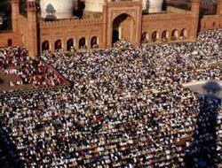 Çinli Müslümanların Bayram Coşkusu