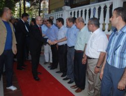 Maliye Bakanı Batmanlılarla Bayramlaştı