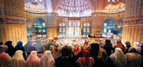 `Üç Aylar` Yarın Başlıyor