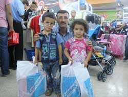 Mustazaflar Cemiyeti Mersin'de 40 Vatandaşı Giydirdi