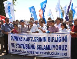 KESK Suriye Sınırında Basın Açıklaması Yaptı