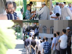 İzmir Bilal-i Habeş Camiinde Bayramlaşma