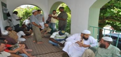 Sosyalistler Mesnevi okuyup Müslüman oluyorlar