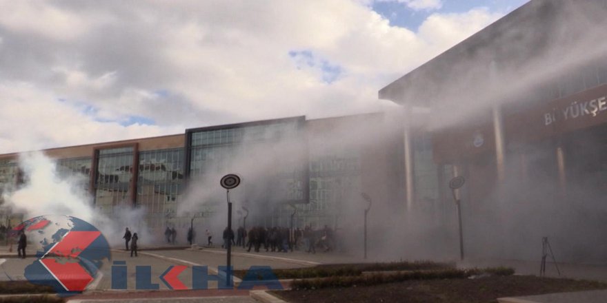 Kayyum atanmasını protesto eden gruba müdahale edildi