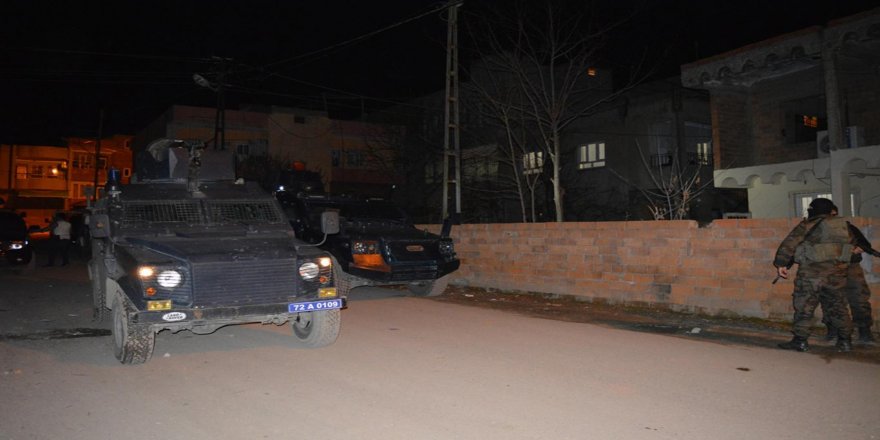 HDP’li yöneticilerin de bulunduğu 6 kişiye gözaltı