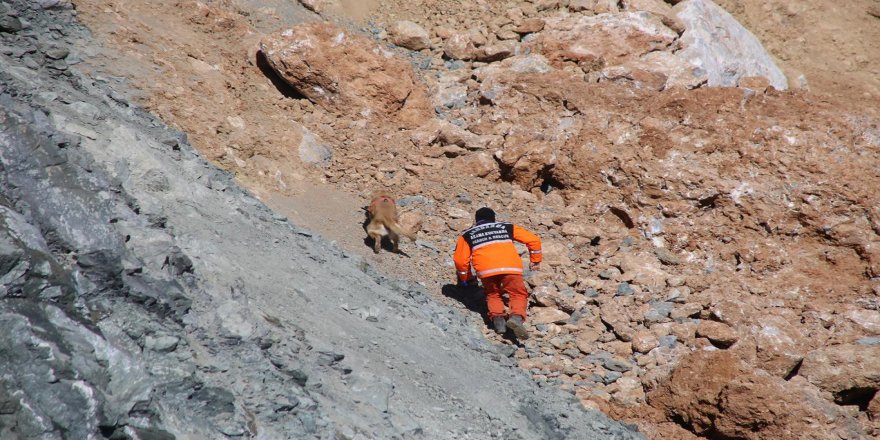 4 işçi hâlâ göçük altında