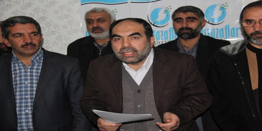 “Ölü vicdanlar Halep’i gördükten sonra artık dirilmeyecek mi?”