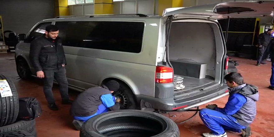 Kış lastiği uygulaması esnafın yüzünü güldürdü