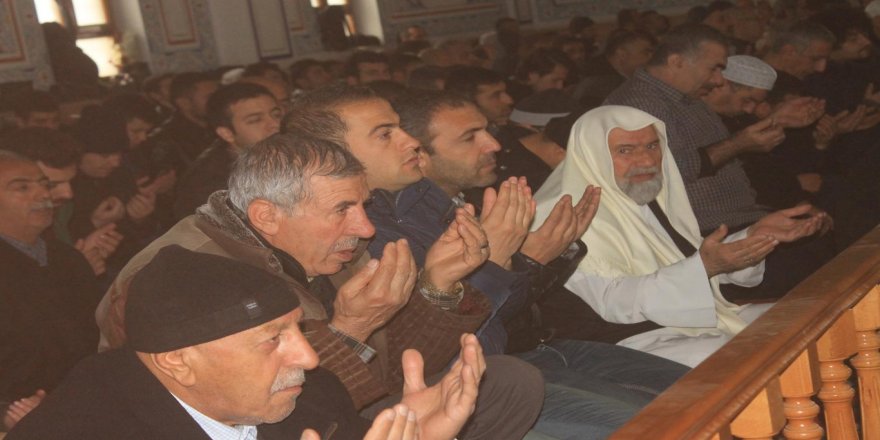 Halep ve Arakan’daki mazlumlar için dua edildi