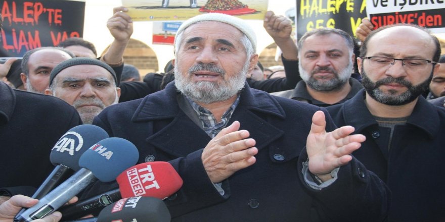 Eller Halep için semaya kalktı