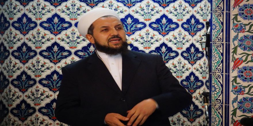 Gençler Halep ve Arakan için sabah namazında dua etti